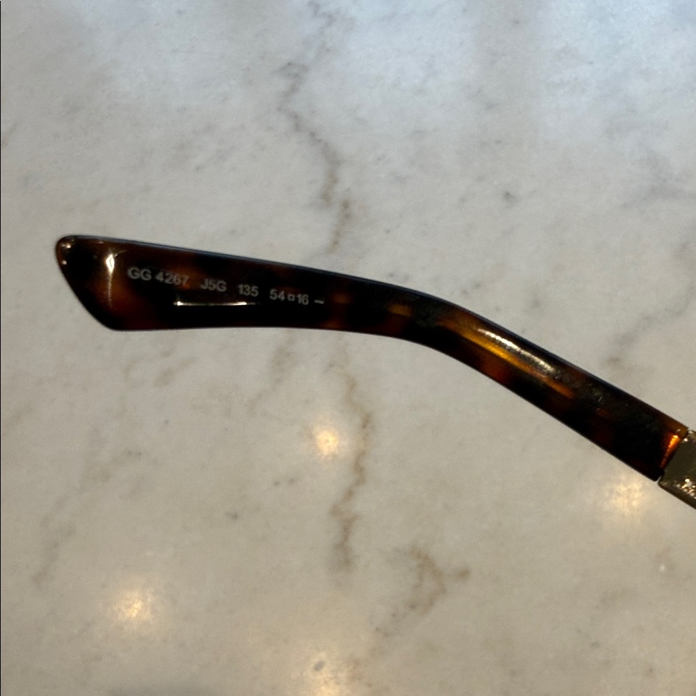 NIB GUCCI Gold LATTICE Sunglasses with Brown Lenses - Picture 8 of 9